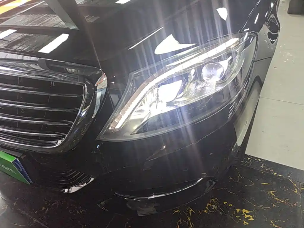 Mercedes-Benz S-Class — миниатюра 24