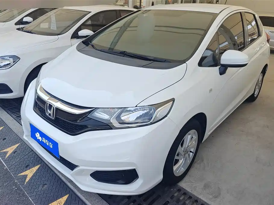 Honda Fit 2018 1.5L CVT Comfort Edition