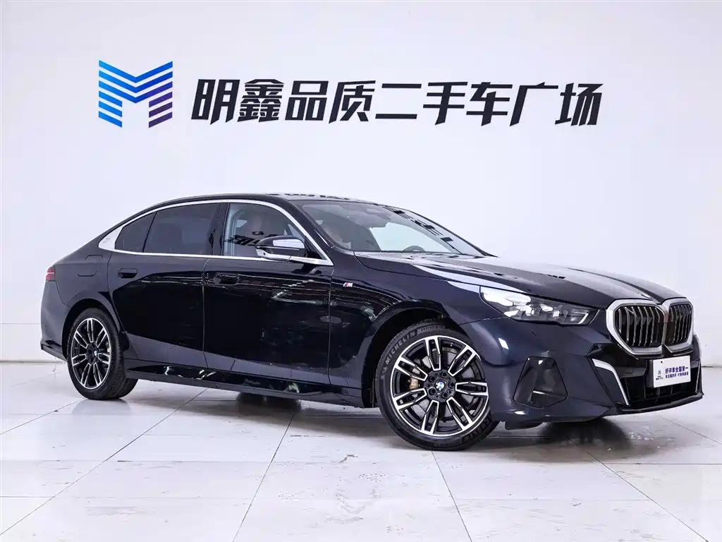 BMW 5 Series 5 2025 530Li Lead M Sport