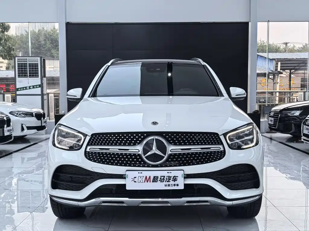 MERCEDES-BENZ GLC