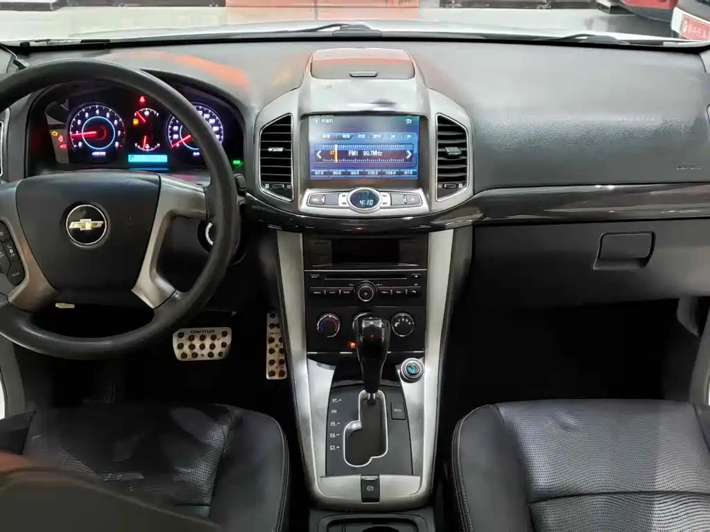 Chevrolet Captiva — миниатюра 6