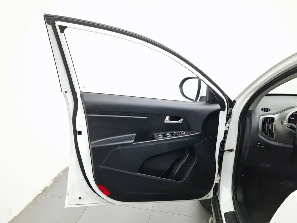 Kia Sportage — миниатюра 8