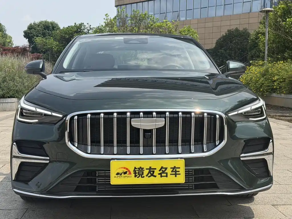 Geely Emgrand 2026 5 1.5T DCT Flagship