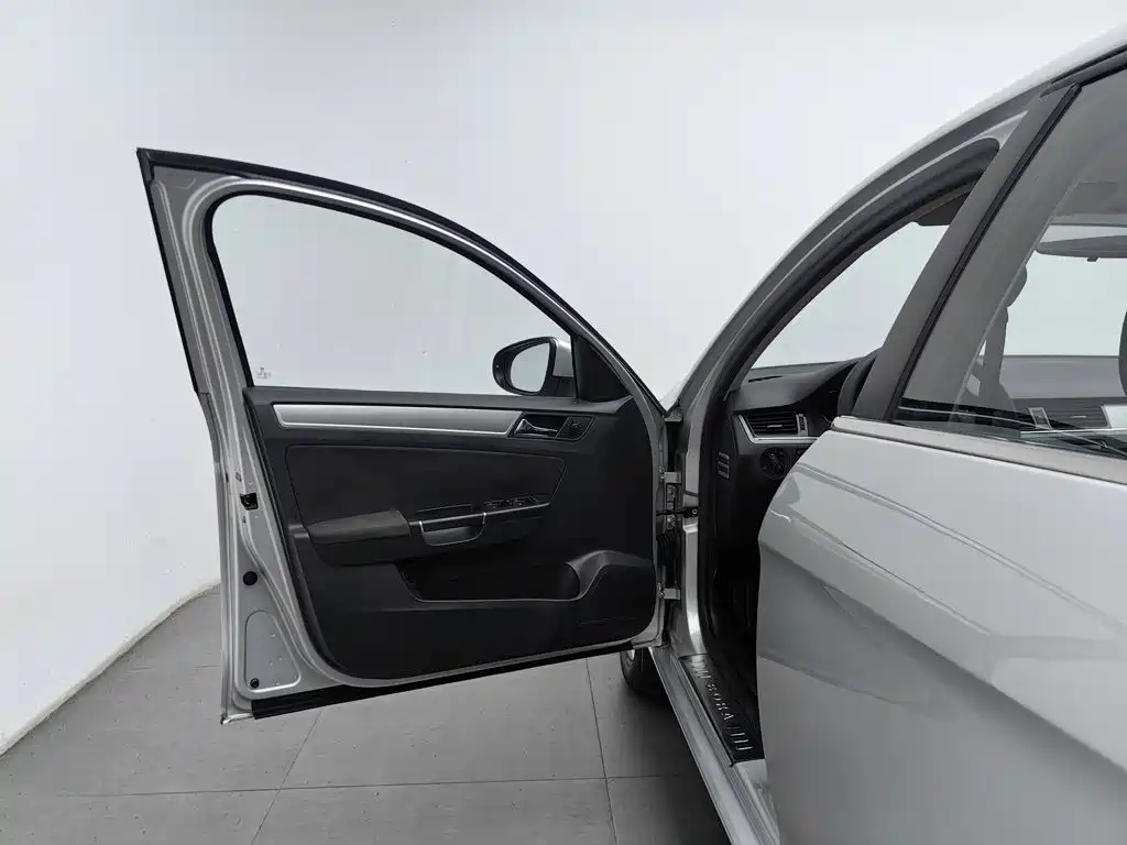 Volkswagen Bora — миниатюра 8