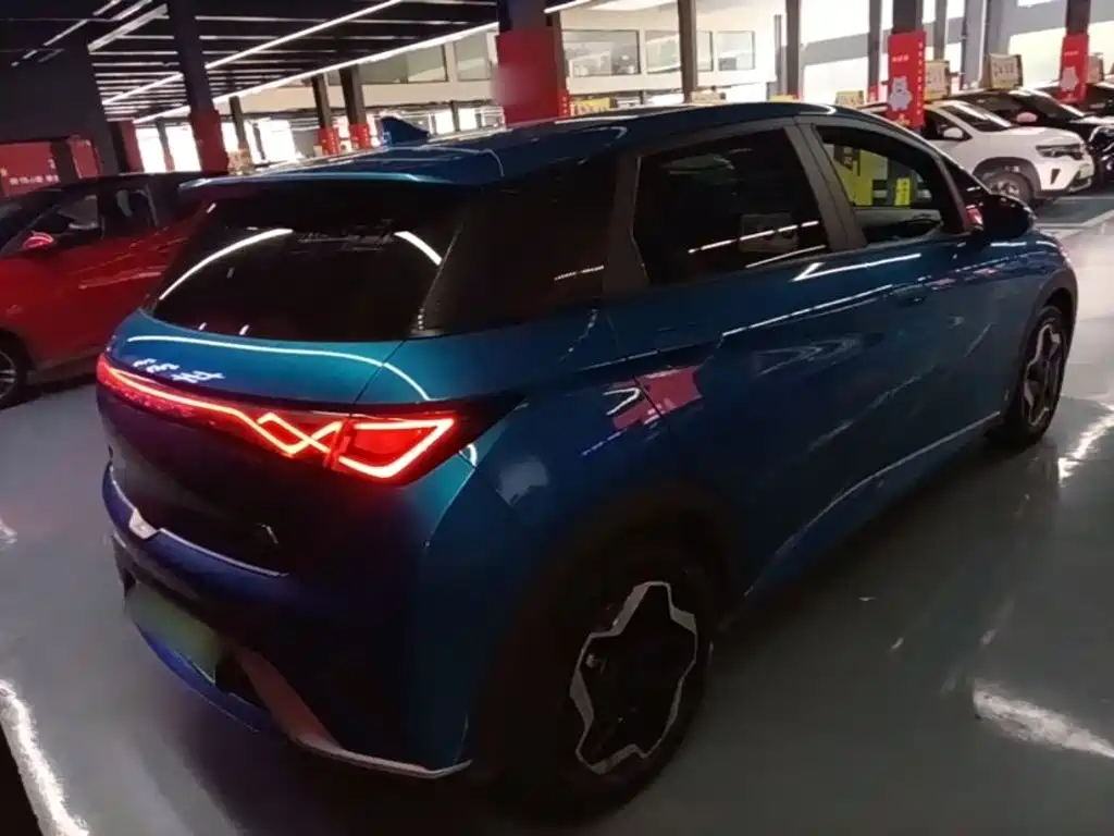 BYD Dolphin — миниатюра 7