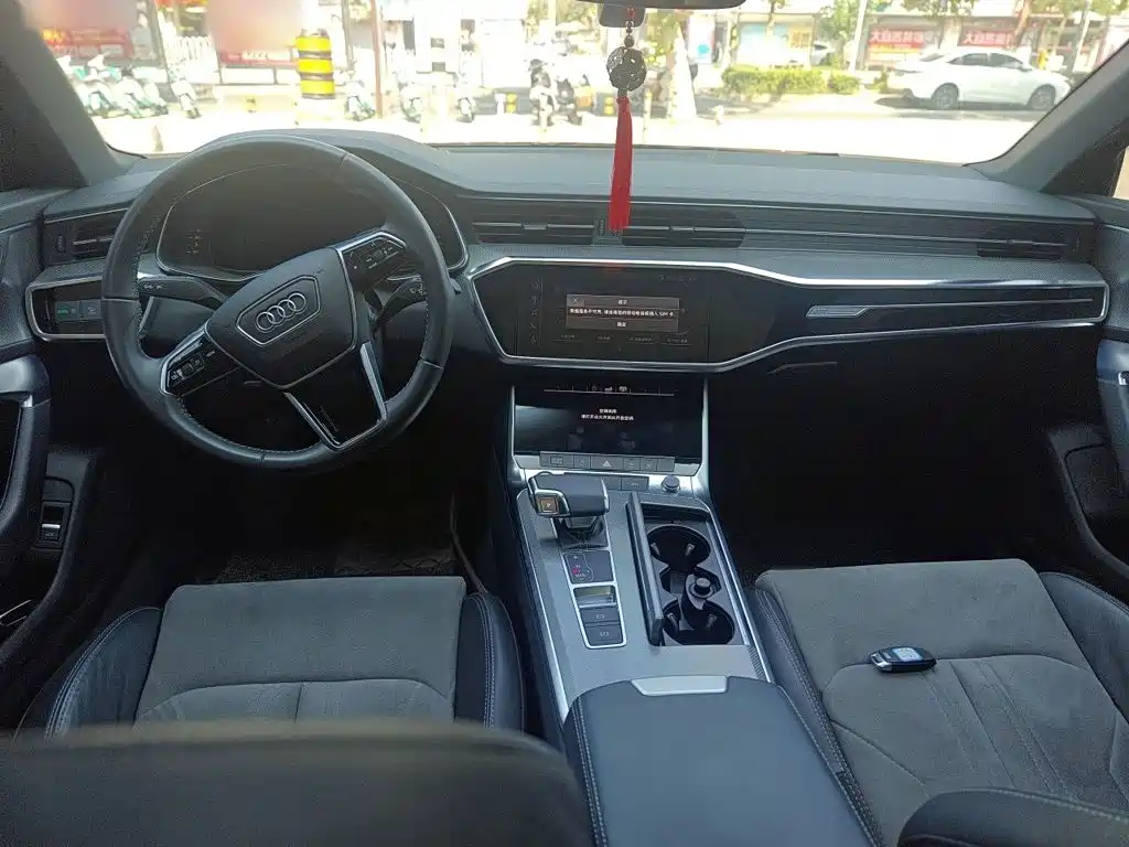 Audi A6L — миниатюра 13