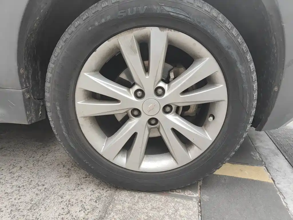 Chevrolet Captiva — миниатюра 8