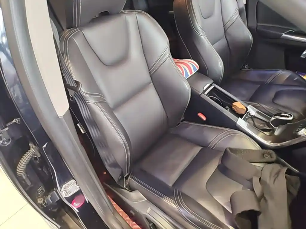 Volvo XC60 — миниатюра 25