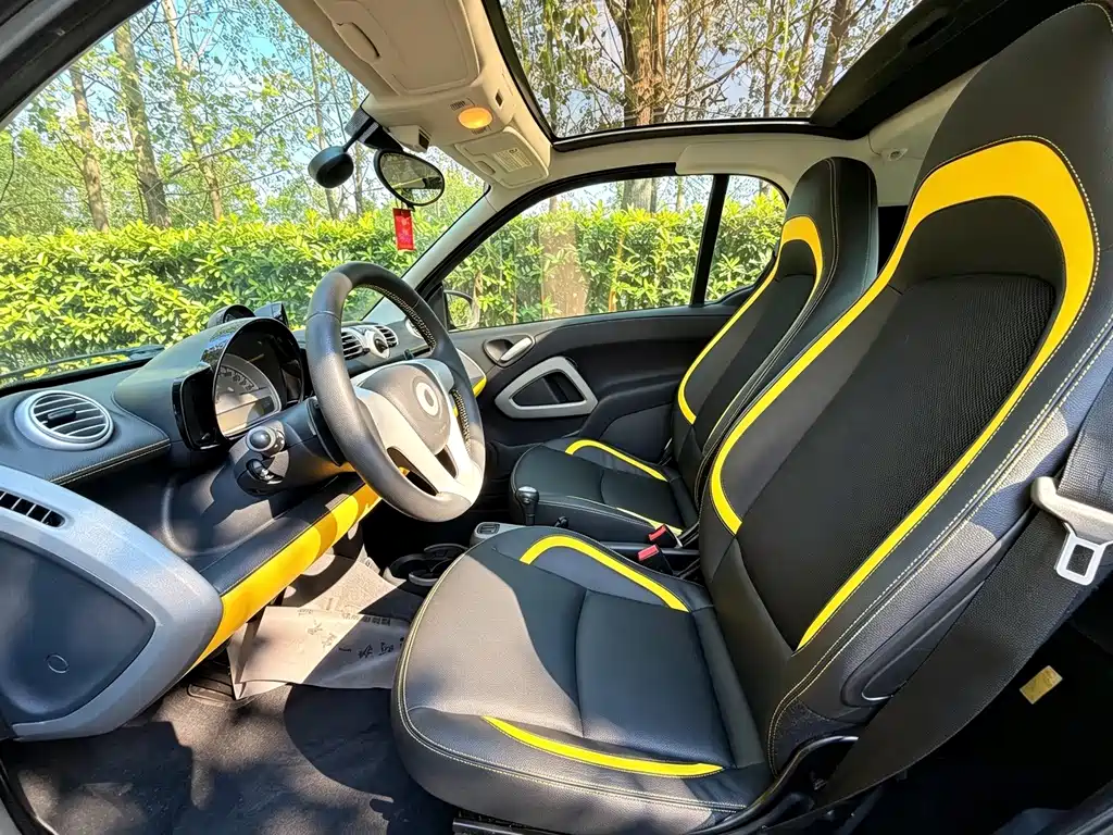 smart Smart Fortwo — миниатюра 7
