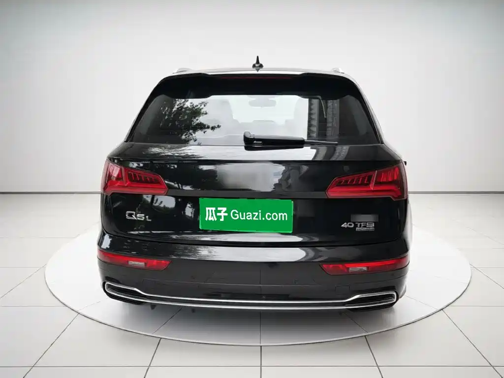 Audi Q5L — миниатюра 5
