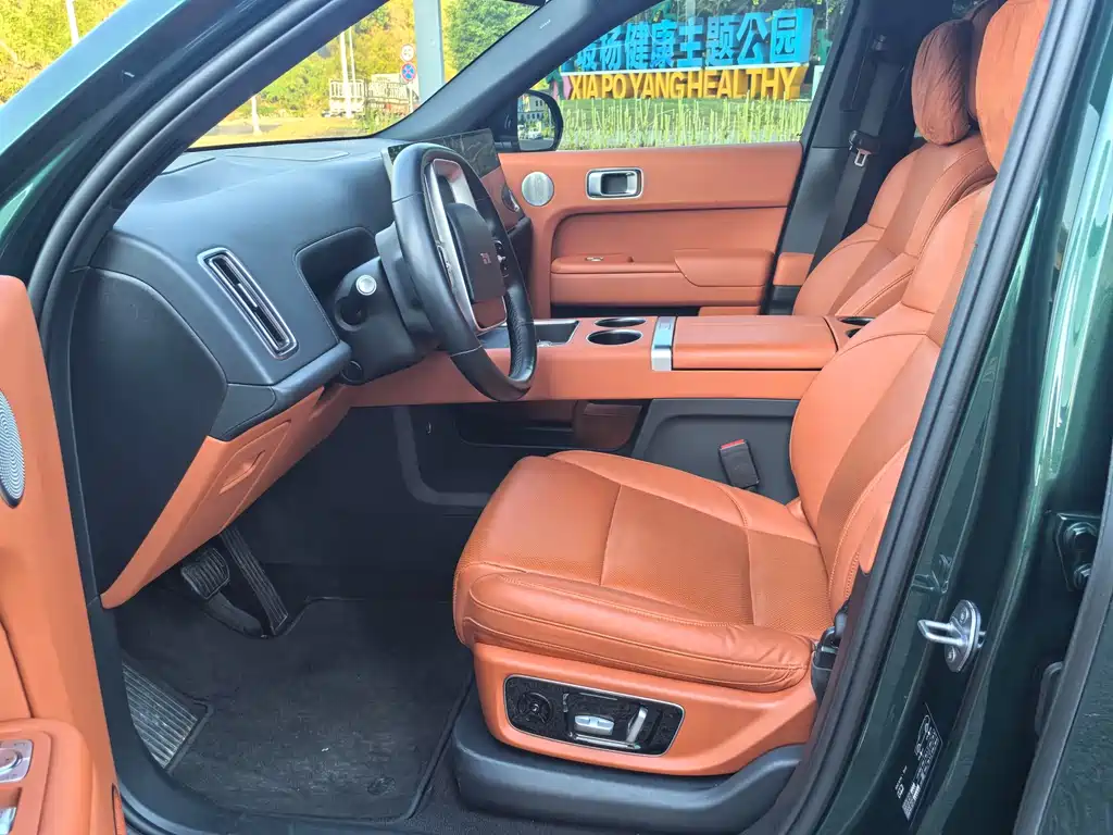 Li Auto Li L8 — миниатюра 13