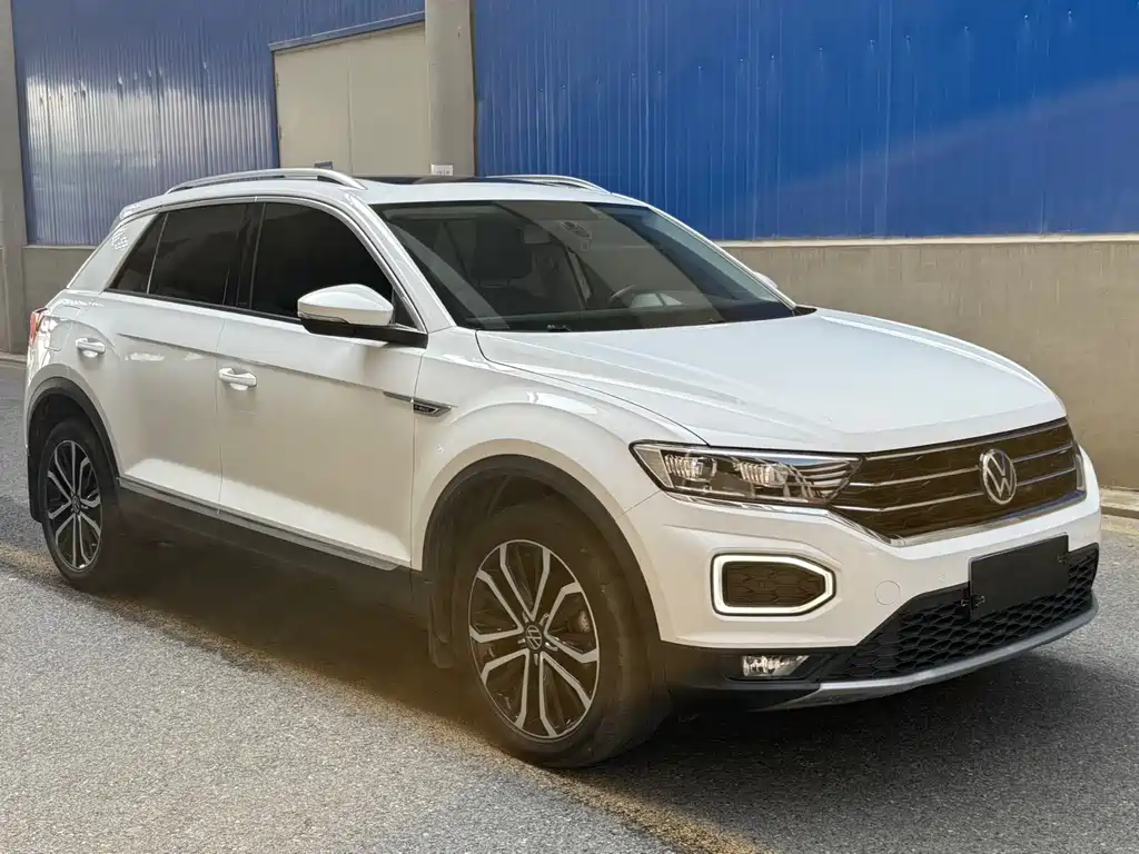 Volkswagen T-Roc — миниатюра 3