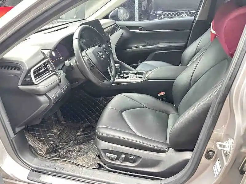 Toyota Camry — миниатюра 4