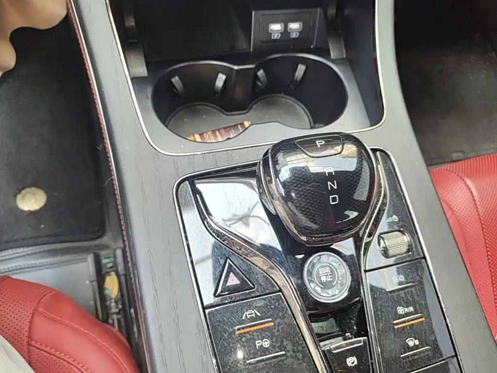 BYD Han — миниатюра 14