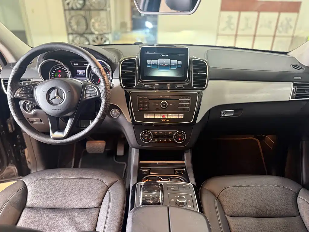 Mercedes-Benz GLE Coupe — миниатюра 24