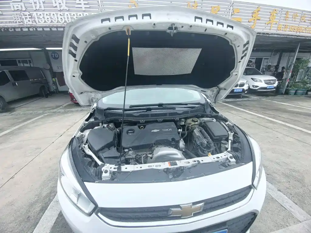 Chevrolet Cruze — миниатюра 16