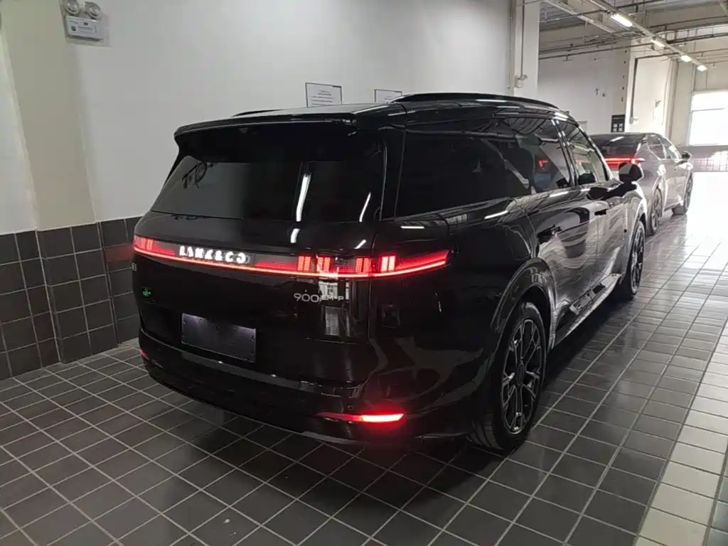 Lynk & Co 900 — миниатюра 7