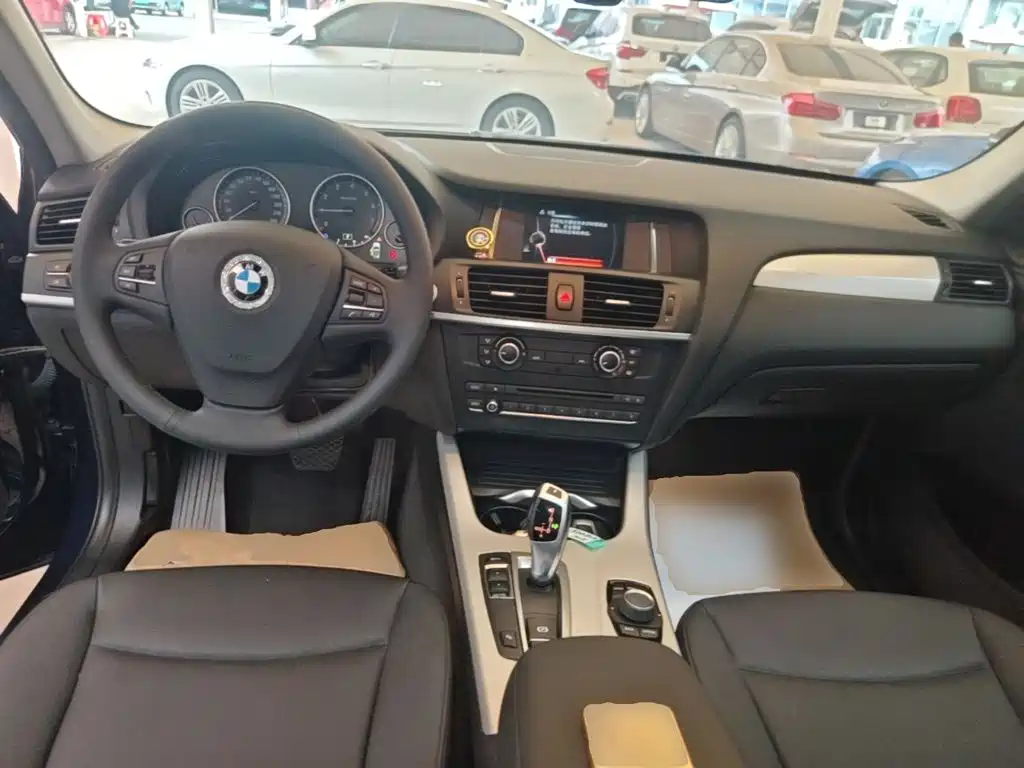 BMW X3 (Import) — миниатюра 10