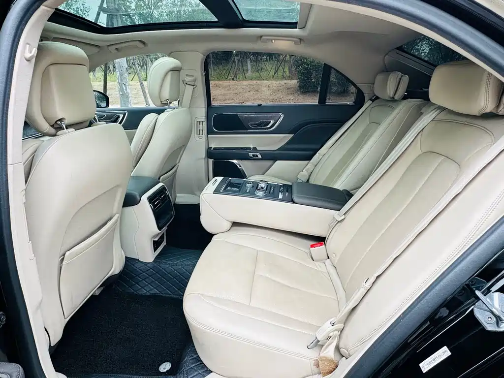 Lincoln Continental — миниатюра 9