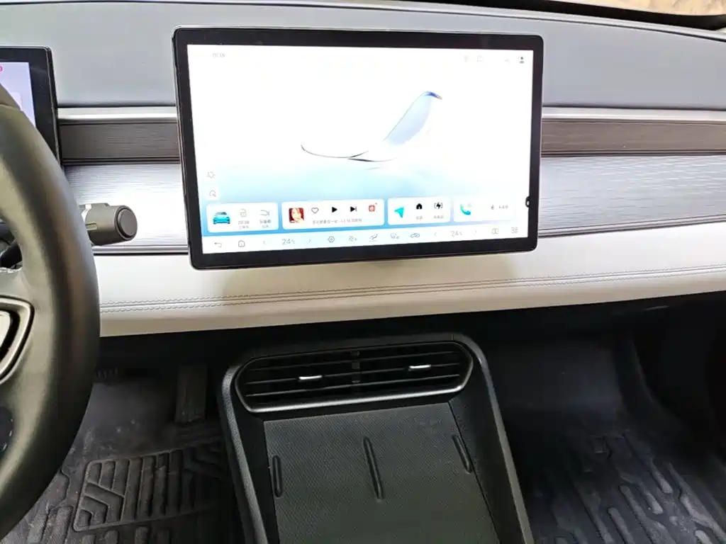 BYD Seal 05 DM-i — миниатюра 13