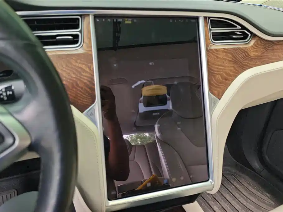 Tesla Model X — фотографии объявления, Фото 13