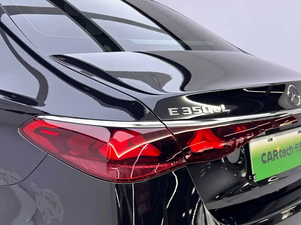Mercedes-Benz E-Class New Energy — миниатюра 10