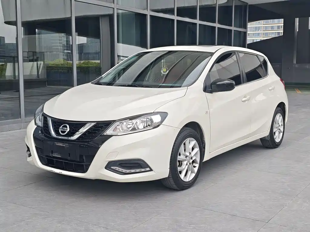 Nissan Tiida 2022