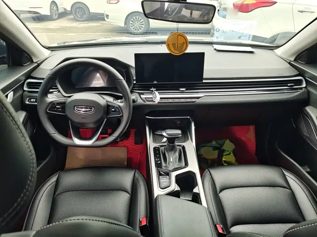Geely Emgrand — миниатюра 10