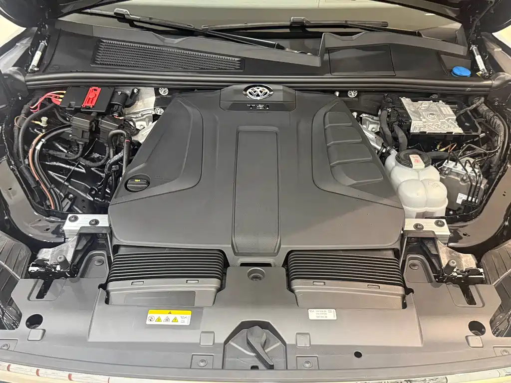 Volkswagen Touareg — миниатюра 5