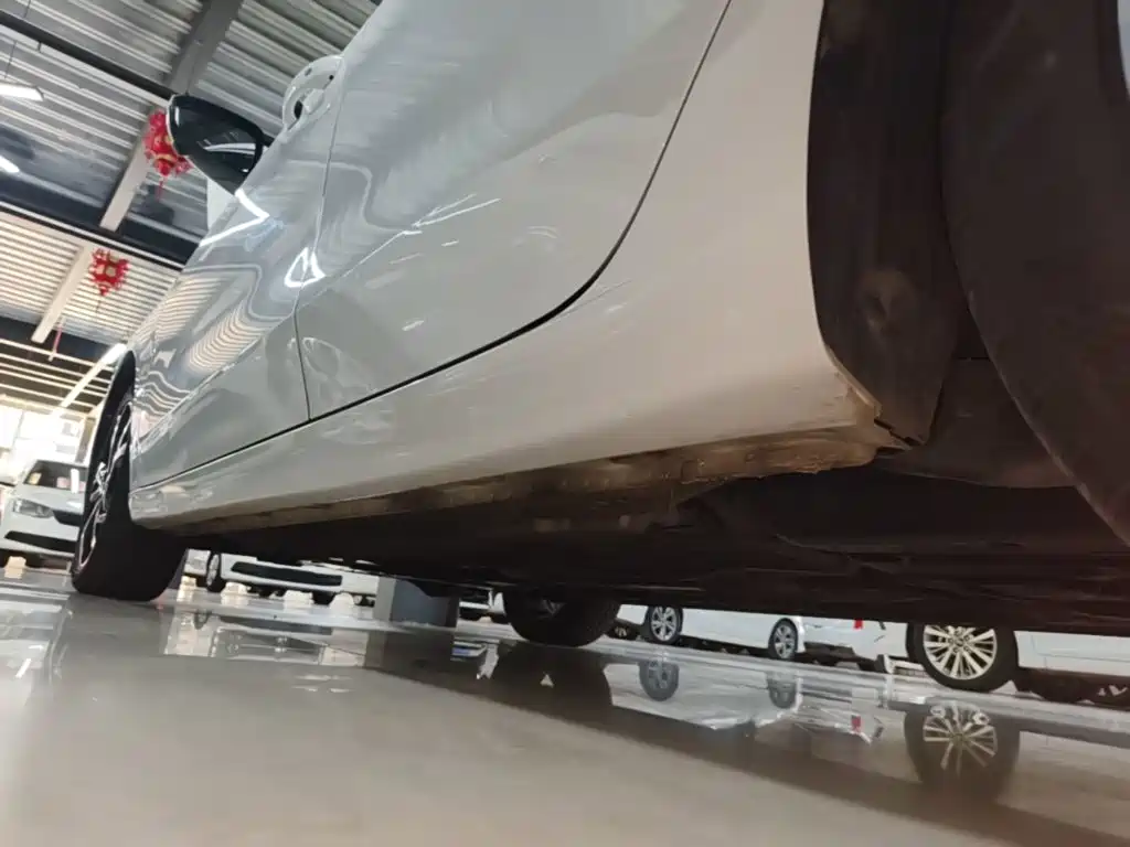Roewe i5 — миниатюра 22