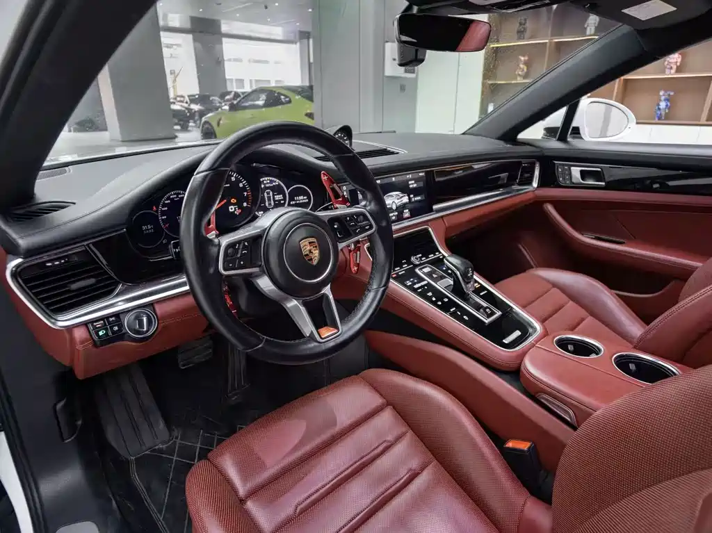 Porsche Panamera — миниатюра 13