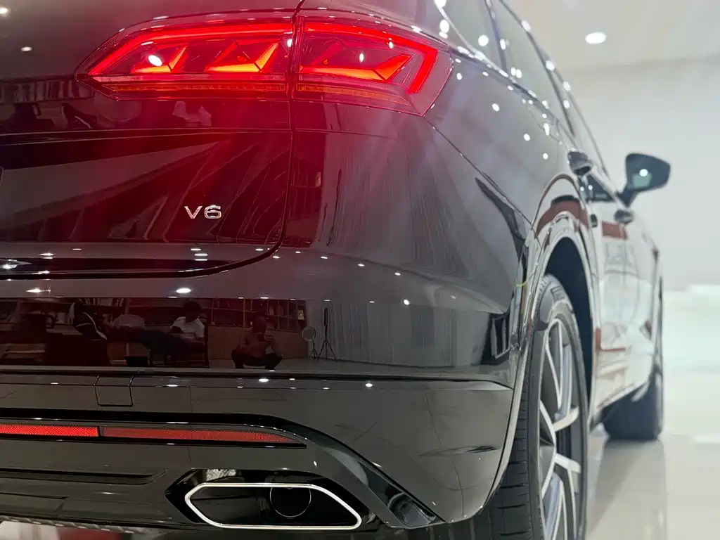 Volkswagen Touareg — миниатюра 9