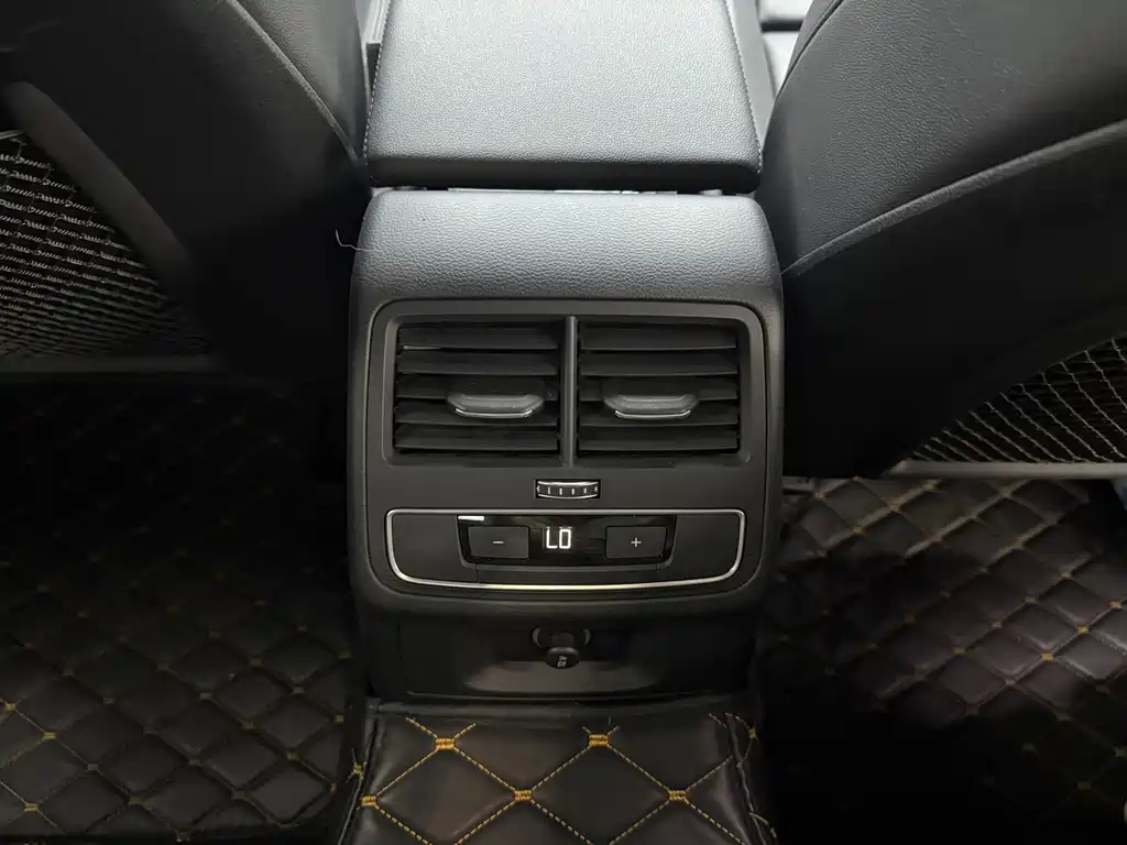 Audi A5 (Import) — миниатюра 17