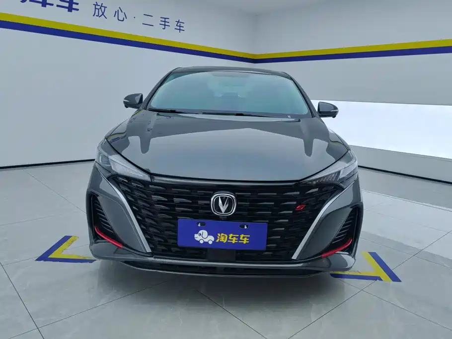 Changan Eado — миниатюра 2