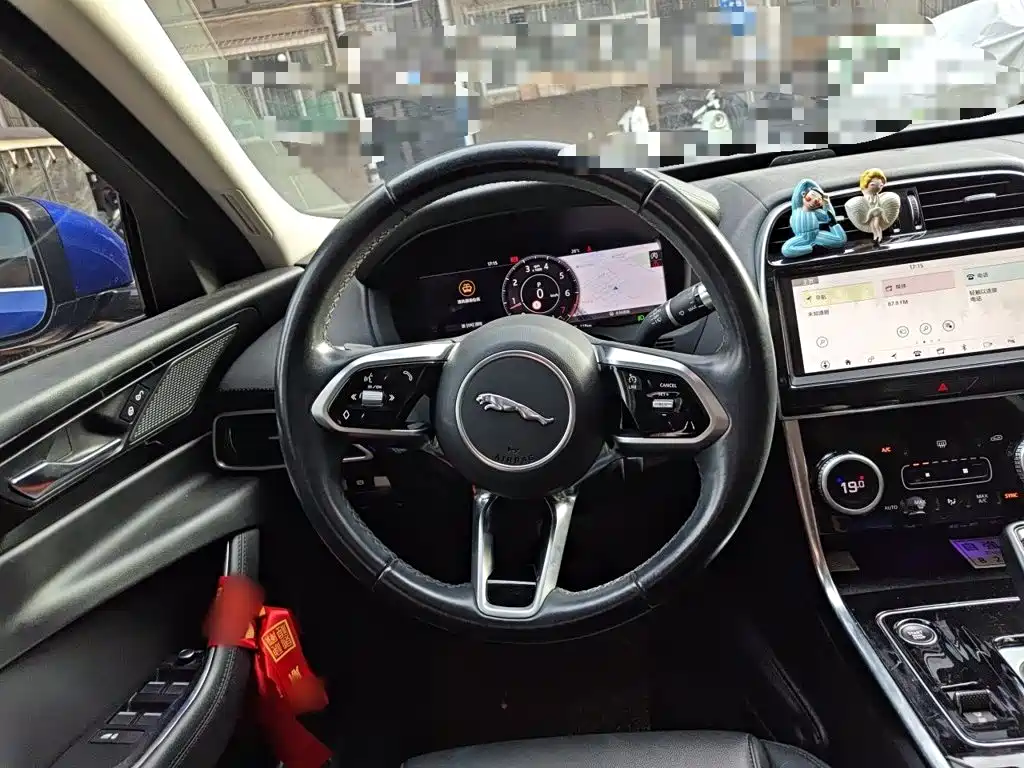 Jaguar XEL — миниатюра 11