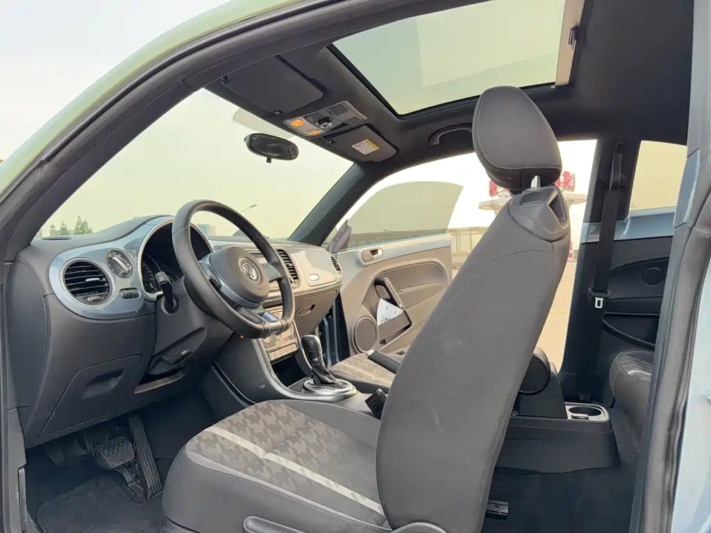 Volkswagen Beetle — миниатюра 10