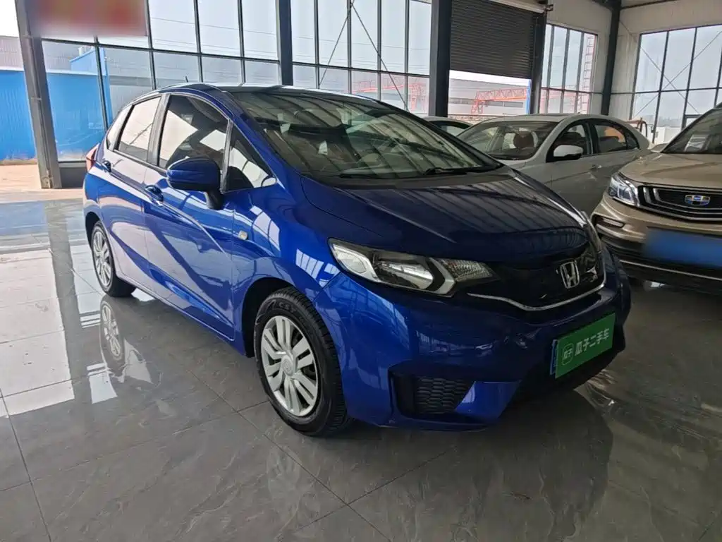 Honda Fit — миниатюра 4