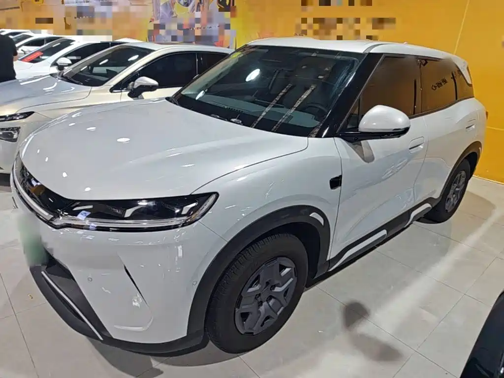 BYD Yuan UP — миниатюра 2