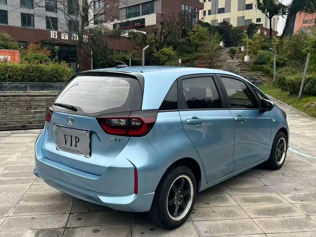 Honda Fit — миниатюра 5