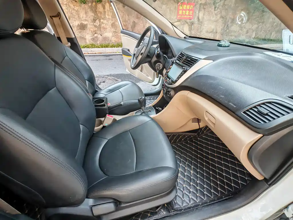 Hyundai Verna — миниатюра 11