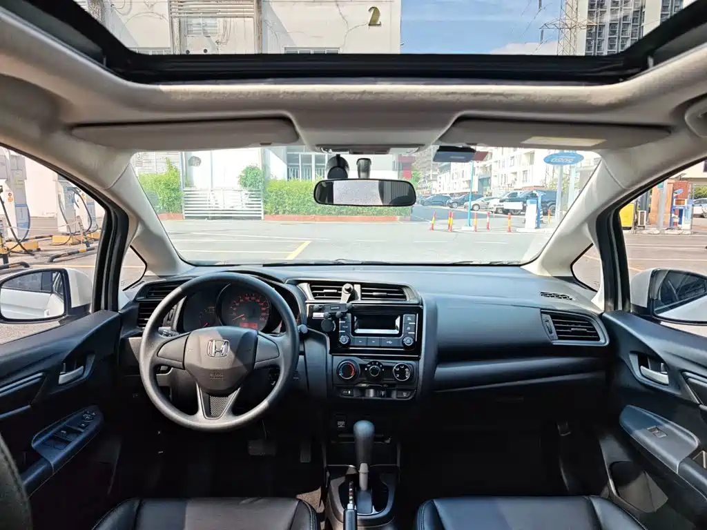 Honda Fit — миниатюра 19