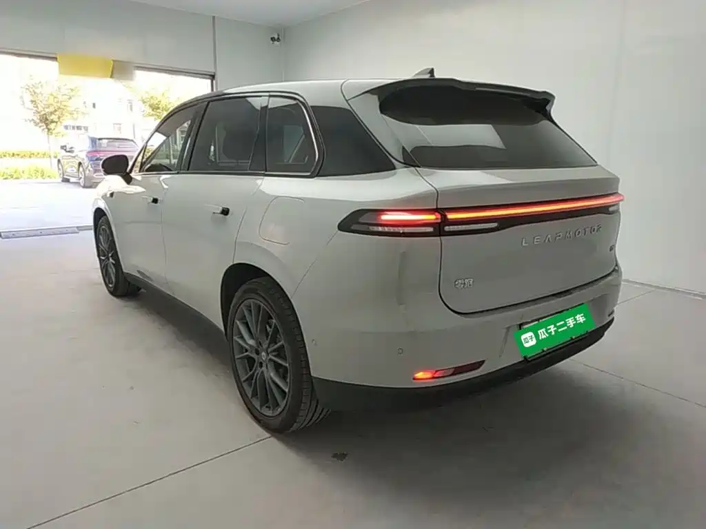 Leapmotor Leapmotor C10 — миниатюра 5