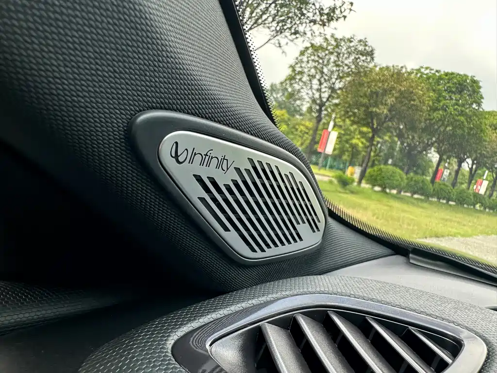 Lynk & Co 02 Hatchback — миниатюра 16