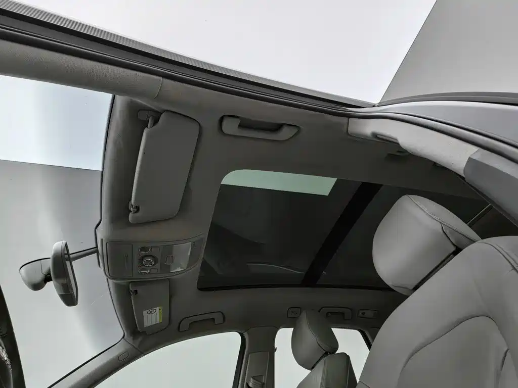 Audi Q5 — миниатюра 14