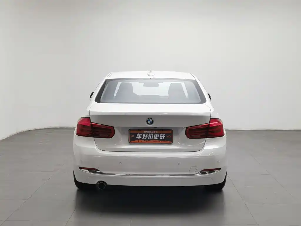 BMW 3 Series — миниатюра 4