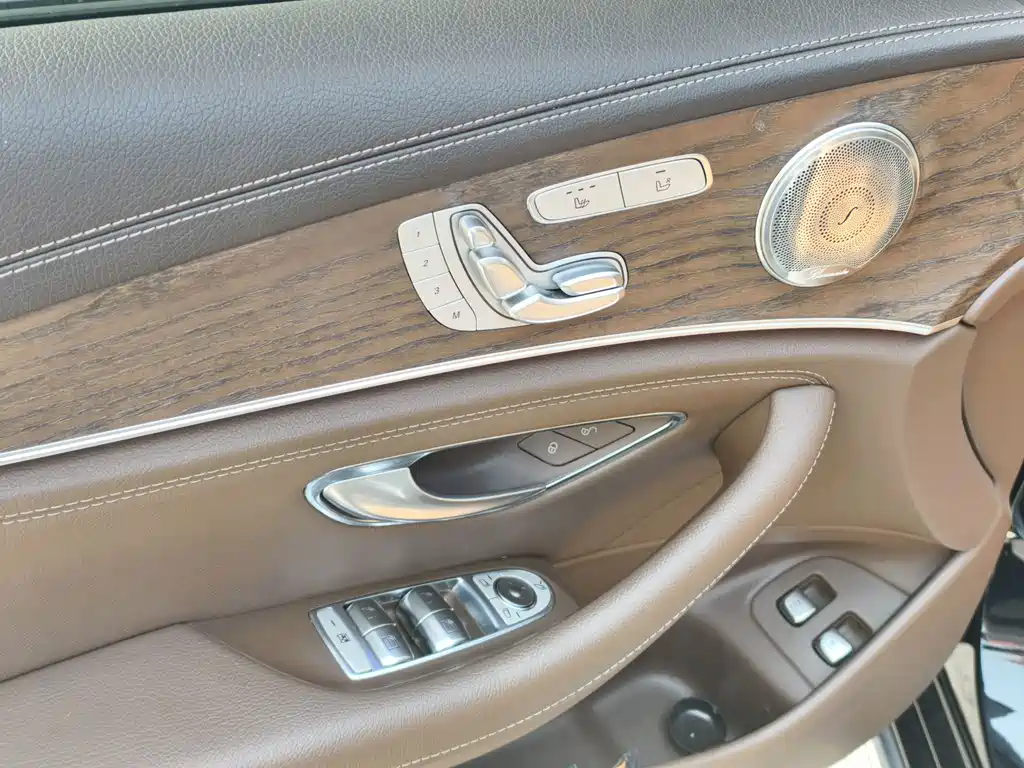 Mercedes-Benz E-Class New Energy — миниатюра 4