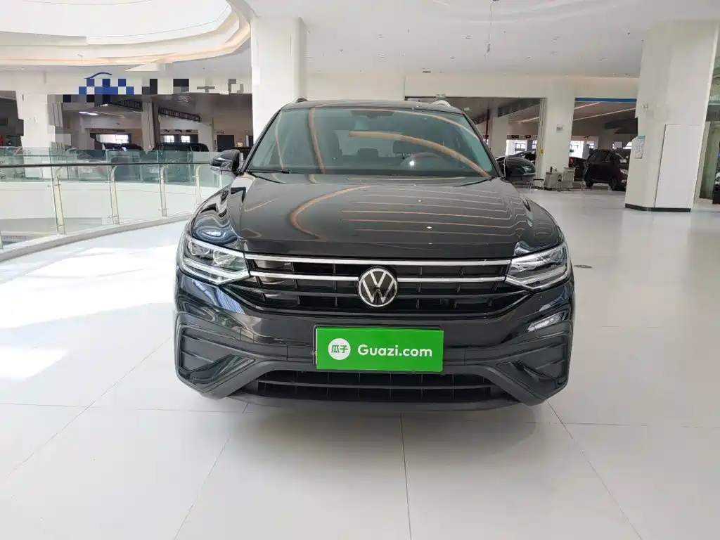 Volkswagen Tiguan L — миниатюра 3