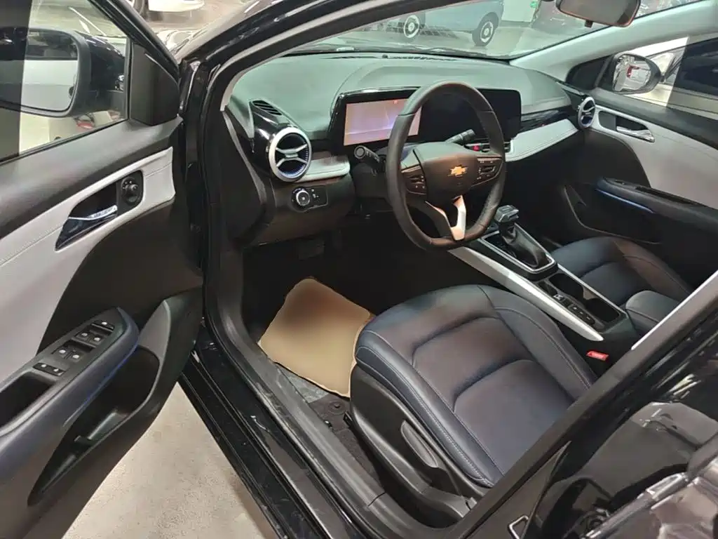Chevrolet Monza — миниатюра 16