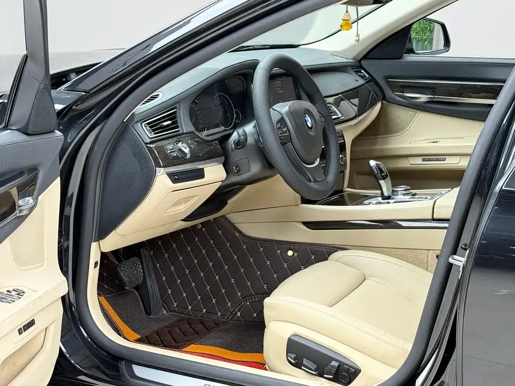 BMW 7 Series 7 2013 740Li Lead