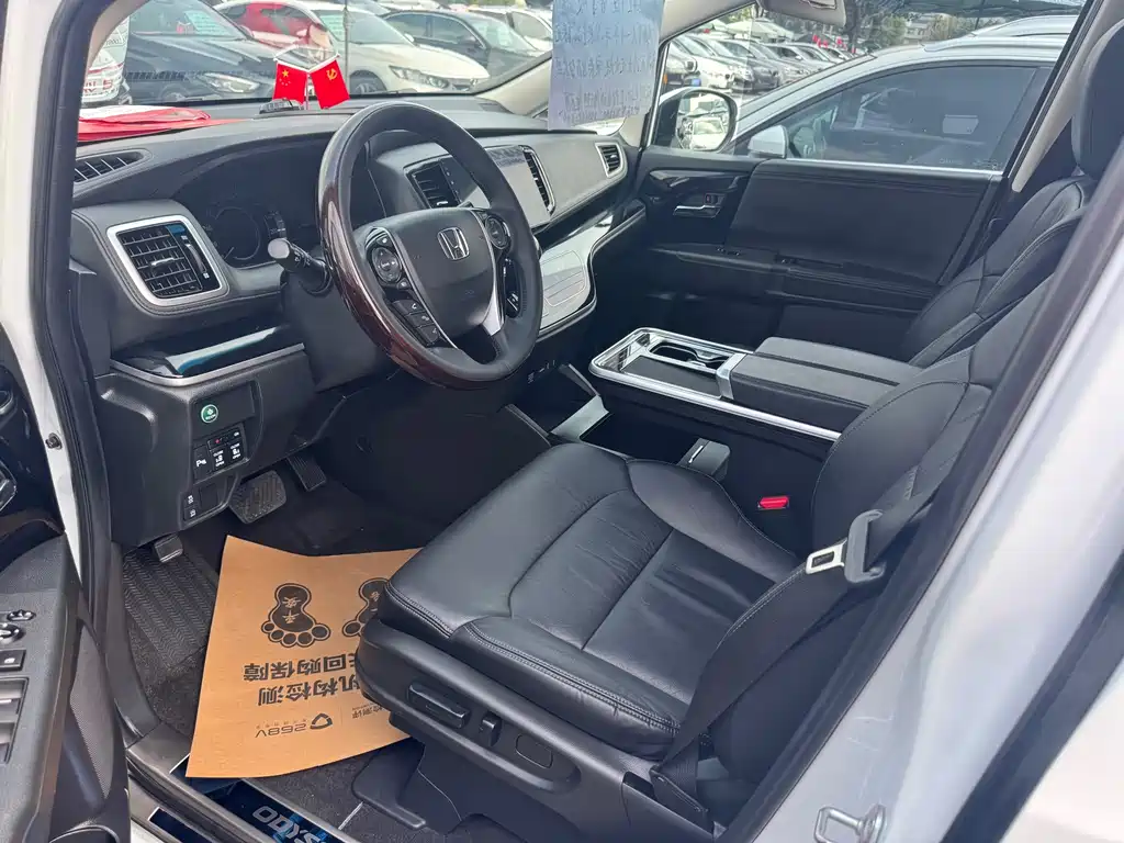 Honda Odyssey — миниатюра 2